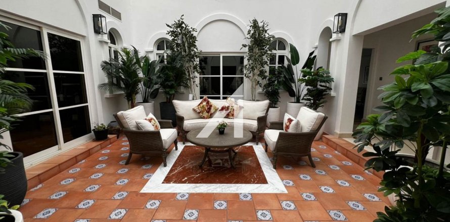 Vilă în The Villa, Dubai, EAU 5 dormitoare, 1116.6 mp.  №658908