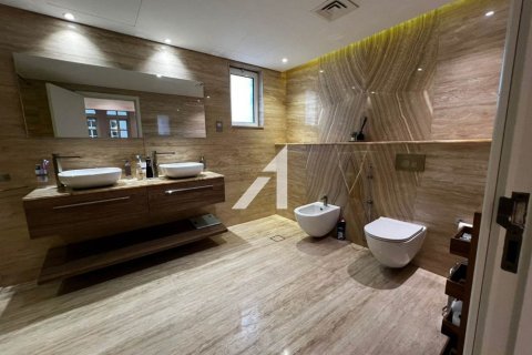 Vilă de închiriat în The Villa, Dubai, EAU 5 dormitoare, 1116.6 mp. №658908 - poză 11