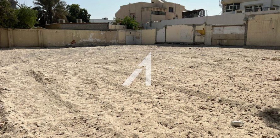 Tanah di Dubai, UEA 929 m2 nomor 658905