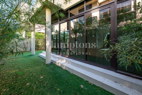 Stadthaus zur Miete in DAMAC Hills (Akoya by DAMAC), Dubai, VAE 3 Schlafzimmer, 253.06777200 m2 Nr. 739707 - Foto 17