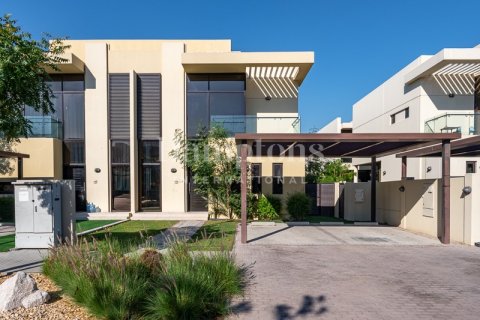 Stadthaus zur Miete in DAMAC Hills (Akoya by DAMAC), Dubai, VAE 3 Schlafzimmer, 253.06777200 m2 Nr. 739707 - Foto 12