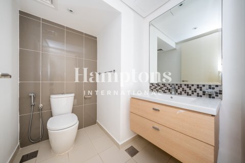 Adosado en alquiler en DAMAC Hills (Akoya by DAMAC), Dubai, EAU 3 dormitorios, 253.06777200 m2 № 739707 - foto 23