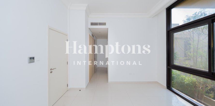 Adosado en DAMAC Hills (Akoya by DAMAC), Dubai, EAU 3 dormitorios, 253.068 m² № 739707