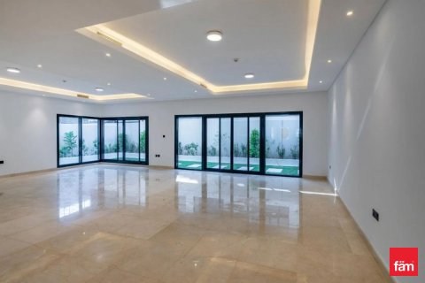 Villa till försäljning i Dubai, UAE 5 sovrum, 325.2 kvm Nr. 621379 - fotografi 4