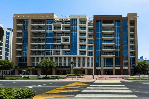 Apartment in Al Satwa, Dubai, UAE 1 bedroom, 69.5 sq.m. № 621408 - photo 17