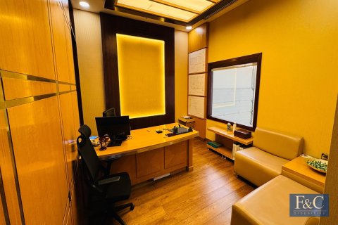 Al Quoz, Dubai, संयुक्त अरब अमीरात में गोदाम, 818 वर्ग मीटर, संख्या 704703 - फ़ोटो 3