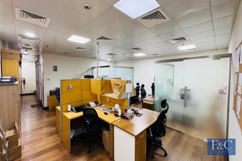 Al Quoz, Dubai, संयुक्त अरब अमीरात में गोदाम, 818 वर्ग मीटर, संख्या 704703 - फ़ोटो 2