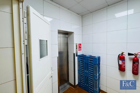 Al Quoz, Dubai, संयुक्त अरब अमीरात में गोदाम, 818 वर्ग मीटर, संख्या 704703 - फ़ोटो 10