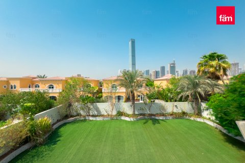 Villa sa Dubai, UAE 5 silid-tulugan, 800 sq.m. № 645677 - larawan 30