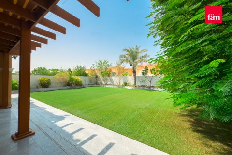 Villa sa Dubai, UAE 5 silid-tulugan, 800 sq.m. № 645677 - larawan 2