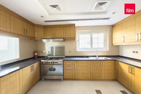 Villa sa Dubai, UAE 5 silid-tulugan, 800 sq.m. № 645677 - larawan 9
