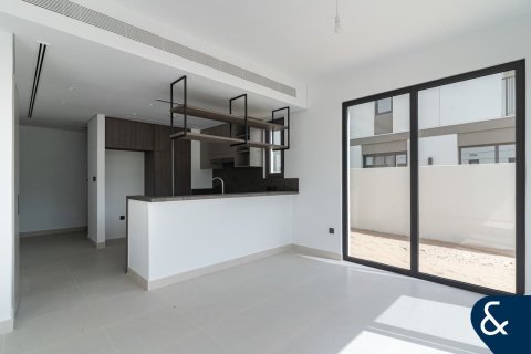 Купити віллу в Tilal Al Ghaf, Дубай, ОАЕ 5 спалень, 317м2, № 666400 - фото 2