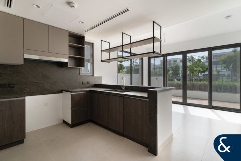 Купити віллу в Tilal Al Ghaf, Дубай, ОАЕ 5 спалень, 317м2, № 666400 - фото 3