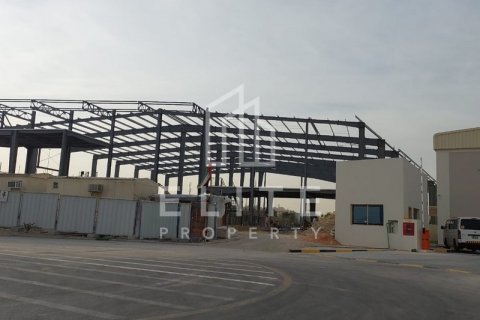 Warehouse in Dubai Investment Park, UAE 3559 sq.m. № 620194 - photo 6