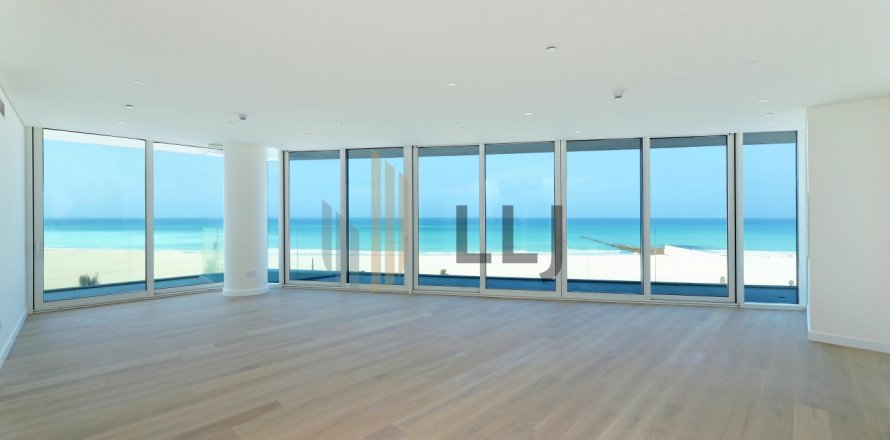 Appartamento a Saadiyat Island, Abu Dhabi, EAU 3 camere da letto, 285 mq. № 624158