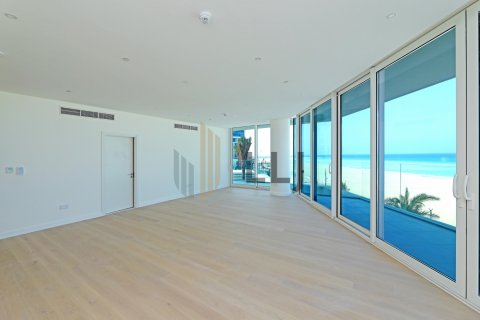 Appartamento in affitto a Saadiyat Island, Abu Dhabi, EAU 3 camere da letto, 285 mq. № 624158 - foto 3