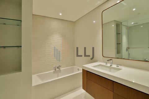Appartamento in affitto a Saadiyat Island, Abu Dhabi, EAU 3 camere da letto, 285 mq. № 624158 - foto 15
