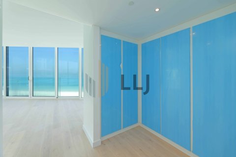 Appartamento in affitto a Saadiyat Island, Abu Dhabi, EAU 2 camere da letto, 226 mq. № 624157 - foto 7