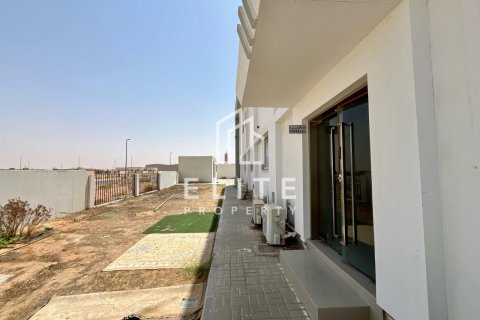 Warehouse in Al Ain, UAE 9999 sq.m. № 623534 - photo 29