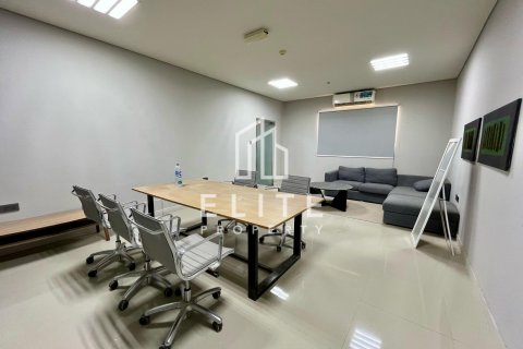 Warehouse in Al Ain, UAE 9999 sq.m. № 623534 - photo 22