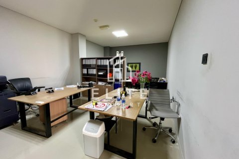 Pabrik di Al Ain, UEA 9999 m2 nomor 623533 - foto 19