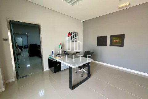 Pabrik di Al Ain, UEA 9999 m2 nomor 623533 - foto 18