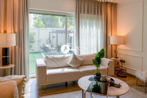 Vila v Jumeirah Park, Dubai, SAE 4 ložnice, 510.8 m² Č.: 623421 - fotografie 6