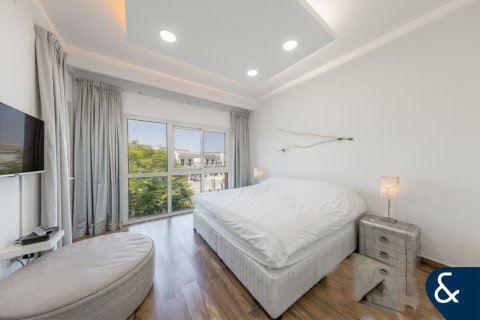 Radový dom v Jumeirah Golf Estates, Dubai, SAE 3 spálne, 179 m2 č. 667214 - Fotografia 11