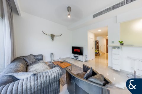 Radový dom v Jumeirah Golf Estates, Dubai, SAE 3 spálne, 179 m2 č. 667214 - Fotografia 5