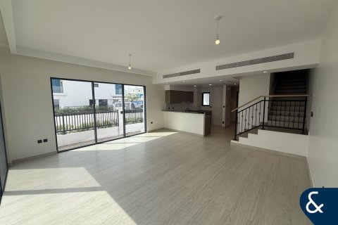 Damac Lagoons、Dubai、UAE にあるタウンハウス販売中 5ベッドルーム、302 m2、No667216 - 写真 13