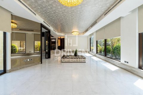 Huvila Jumeirah Park, Dubai, Arabiemiraatit 5 makuuhuonetta, 932.28 m2 № 767352 - kuva 11