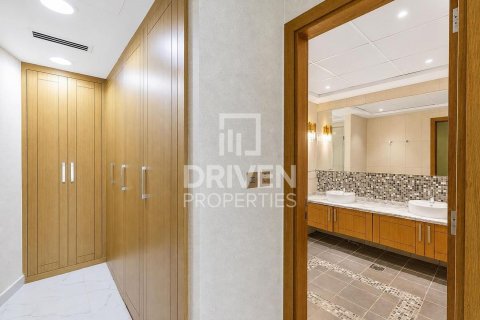 Huvila Jumeirah Park, Dubai, Arabiemiraatit 5 makuuhuonetta, 932.28 m2 № 767352 - kuva 16