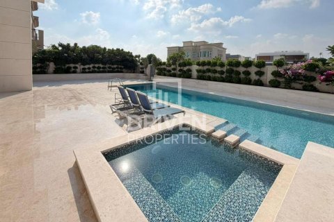 Villa in Dubai Hills Estate, UAE 6 bedrooms, 1157.2 sq.m. № 756147 - photo 15