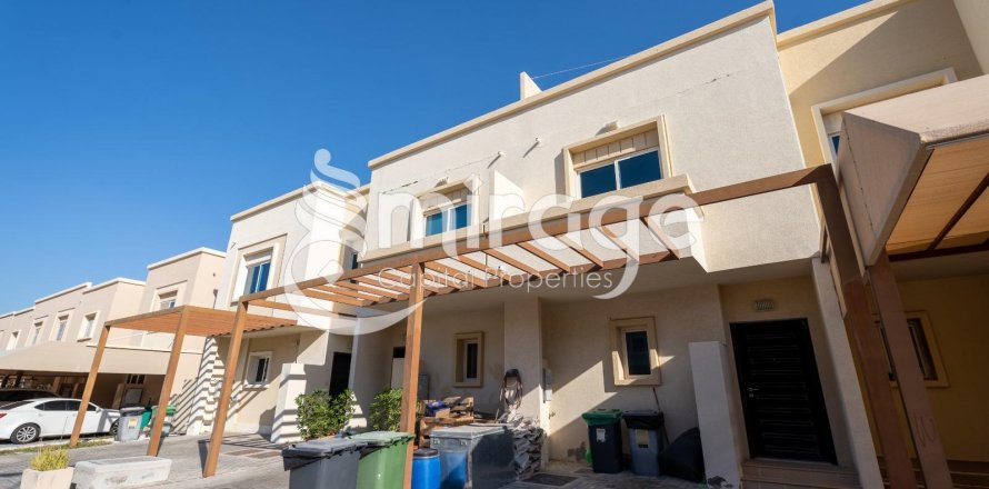 Shtëpi në qytet në Al Reef, Abu Dhabi, Emiratet e Bashkuara Arabe 3 dhoma gjumi, 174.1 m2. № 574606