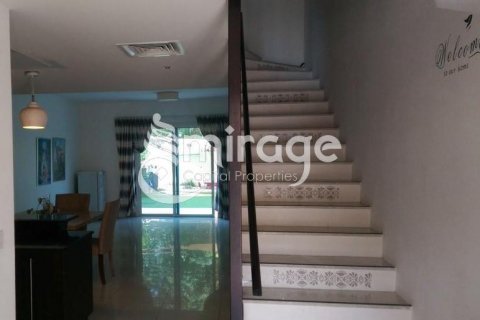 Shtëpi në qytet në Al Reef, Abu Dhabi, Emiratet e Bashkuara Arabe 3 dhoma gjumi, 174.1 m2. № 574606 - Foto 8