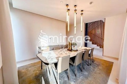 וילה למכירה ב Saadiyat Island, Abu Dhabi, איחוד האמירויות  6 חדרי שינה, 627.8 מ"ר, מספר 574366 - תמונה 2