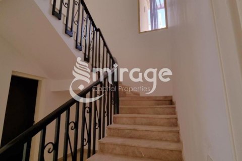Vilë në Al Raha Golf Gardens, Abu Dhabi, Emiratet e Bashkuara Arabe 5 dhoma gjumi, 582.9 m2. № 574365 - Foto 4