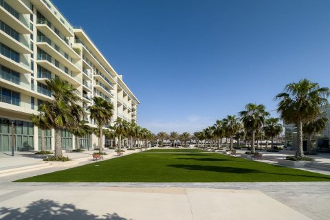 Townhouse on the Saadiyat Island, Abu Dhabi, UAE 2 bedrooms, 323 sq.m. № 594800 - photo 13