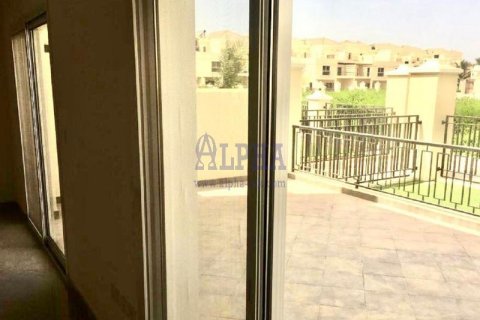 Vila di Al Hamra Village, Ras Al Khaimah, UEA 3 kamar tidur, 262.3 m2 nomor 647069 - foto 17