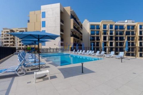 Apartemen di Al Hamra Village, Ras Al Khaimah, UEA 1 kamar tidur, 82.7 m2 nomor 647068 - foto 2