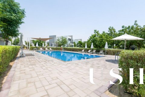 Vila v Dubai South (Dubai World Central), Dubai, SAE 4 ložnice, 274 m² Č.: 629128 - fotografie 3