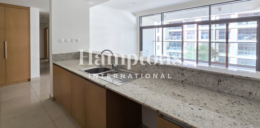 Apartment in Dubai Hills Estate, Dubai, UAE 2 bedrooms, 121.517 sq.m. № 710489