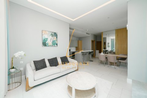 דירה למכירה ב Business Bay, Dubai, איחוד האמירויות  1 חדר שינה, 103 מ"ר, מספר 740671 - תמונה 2