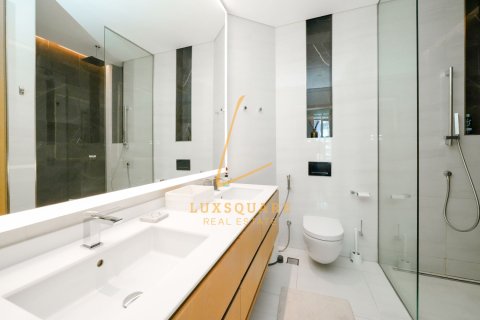 דירה למכירה ב Business Bay, Dubai, איחוד האמירויות  1 חדר שינה, 103 מ"ר, מספר 740671 - תמונה 15