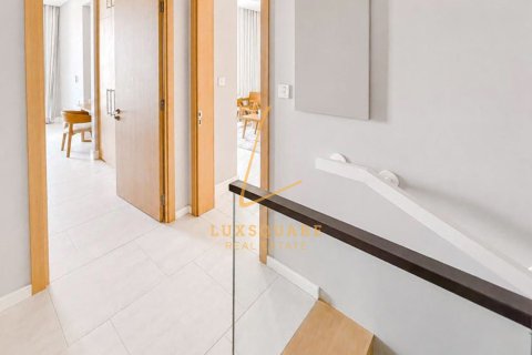 Appartement te huur in Business Bay, Dubai, VAE 2 slaapkamers, 173 vr.m., nr 740668 - foto 11