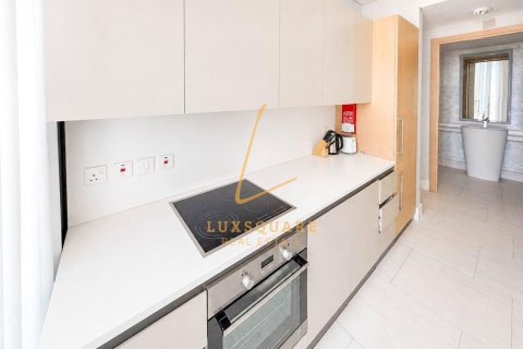 Appartement te huur in Business Bay, Dubai, VAE 2 slaapkamers, 173 vr.m., nr 740668 - foto 3