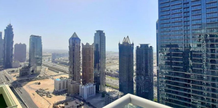 Leilighet i Business Bay, Dubai, Emiratene 2 soverom, 139.9 kvm nr. 693203