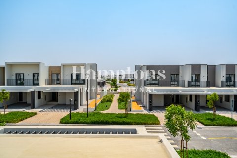 Stadthaus zur Miete in Dubai South (Dubai World Central), Dubai, VAE 4 Schlafzimmer, 236.49945098 m2 Nr. 677179 - Foto 3