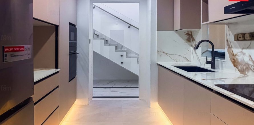 Townhouse în Dubai, EAU 3 dormitoare, 174.3 mp.  №646941