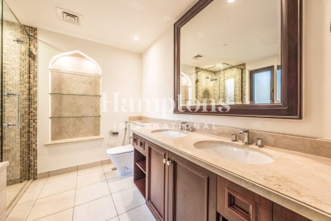 Apartament de închiriat în Old Town, Dubai, EAU 3 dormitoare, 273.69223800 mp.  №651281 - poză 13